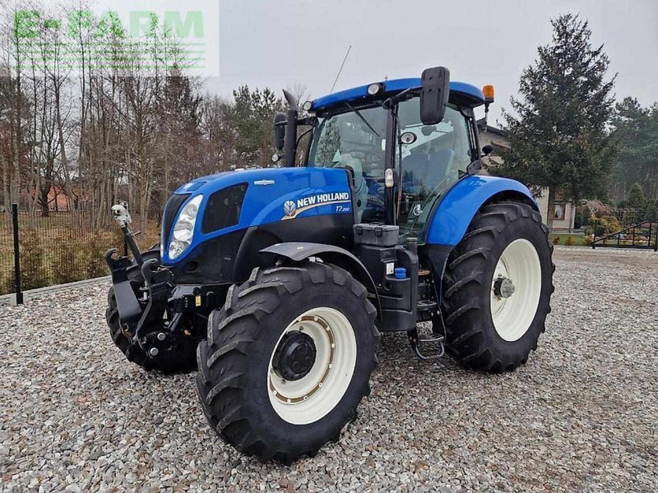 New Holland t7.200 autocommand - Трактор: фото 1 New Holland t7.200 autocommand - Трактор: фото 1