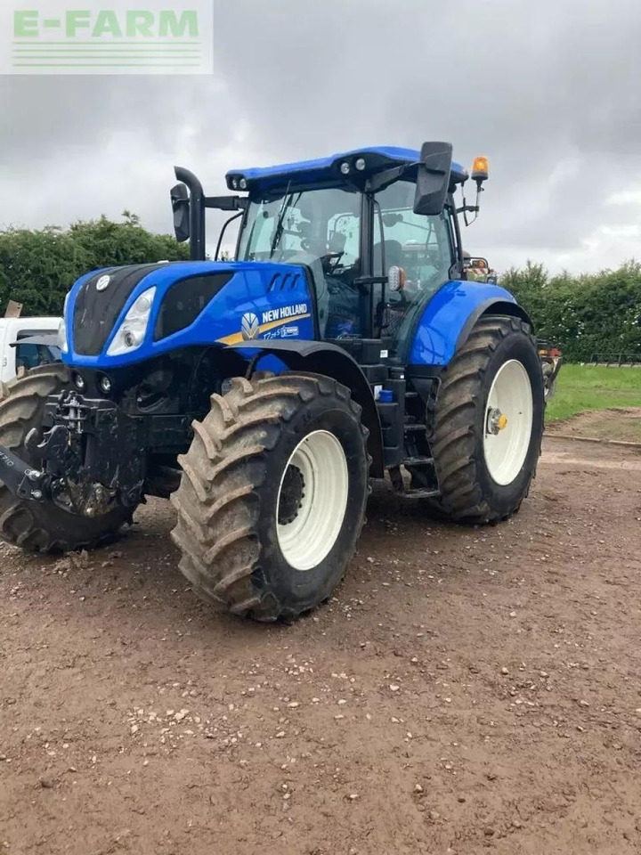 New Holland t7.215s pc s5 S - Трактор: фото 2 New Holland t7.215s pc s5 S - Трактор: фото 2