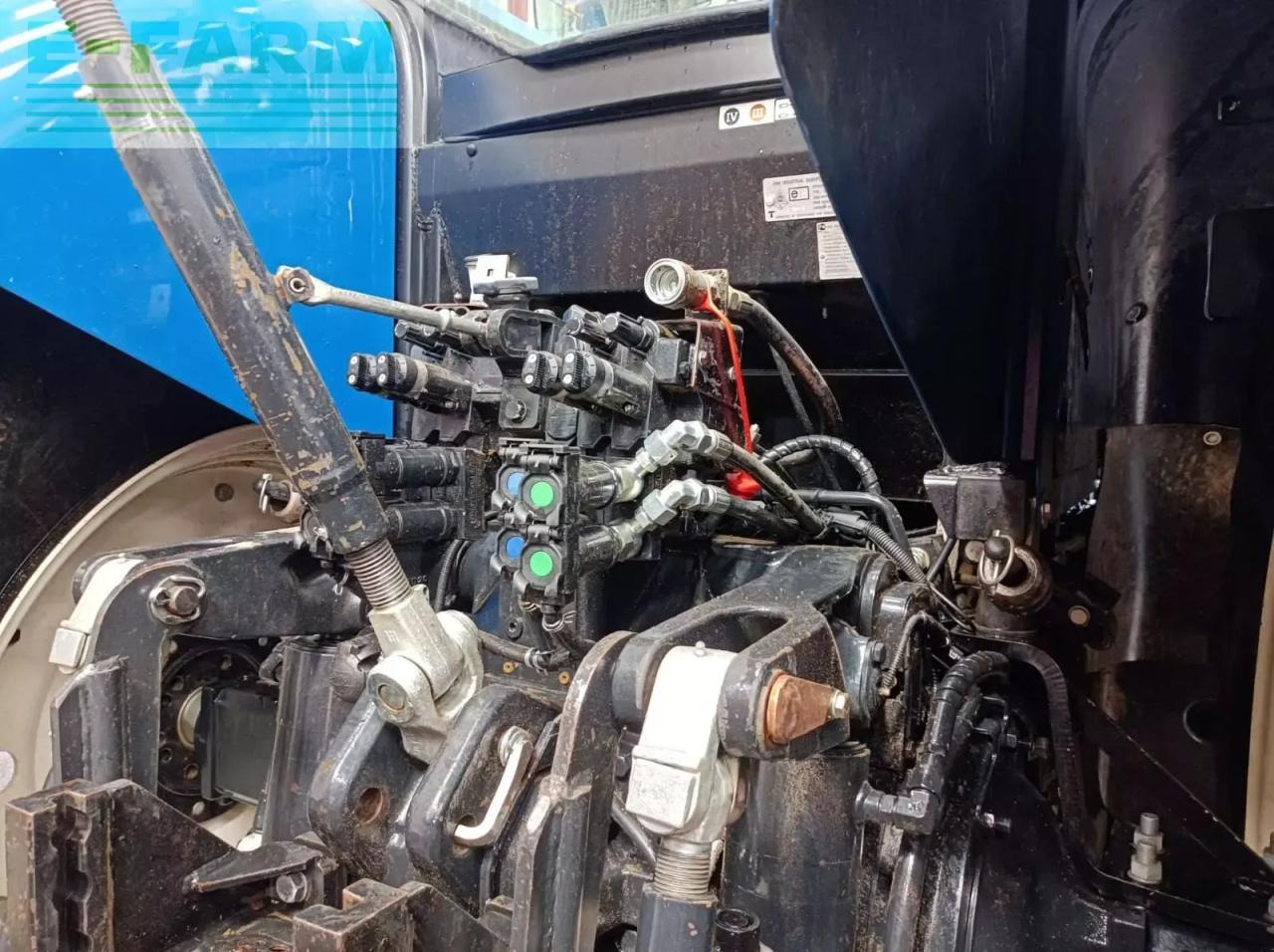 Трактор New Holland t7.230: фото 8 Трактор New Holland t7.230: фото 8