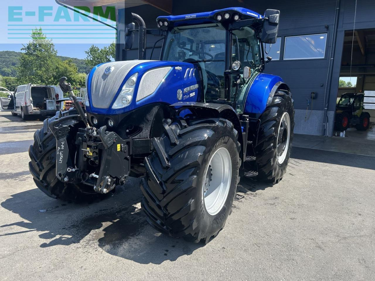 New Holland t7.230 plm auto command - Трактор: фото 2 New Holland t7.230 plm auto command - Трактор: фото 2