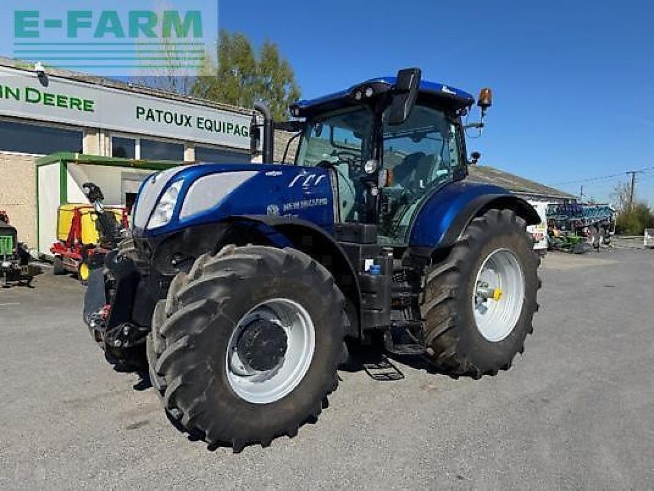 New Holland t7.245 ac - Трактор: фото 1 New Holland t7.245 ac - Трактор: фото 1