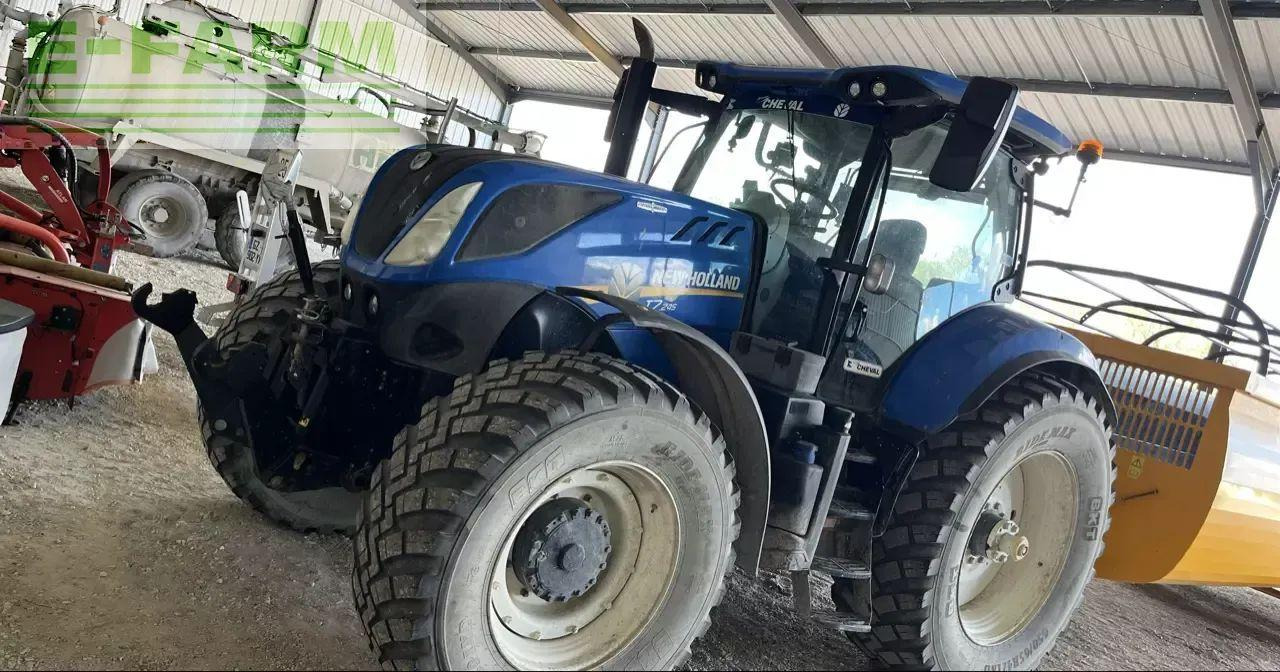 New Holland t7.245 ac n°14 cheval - Трактор: фото 2 New Holland t7.245 ac n°14 cheval - Трактор: фото 2