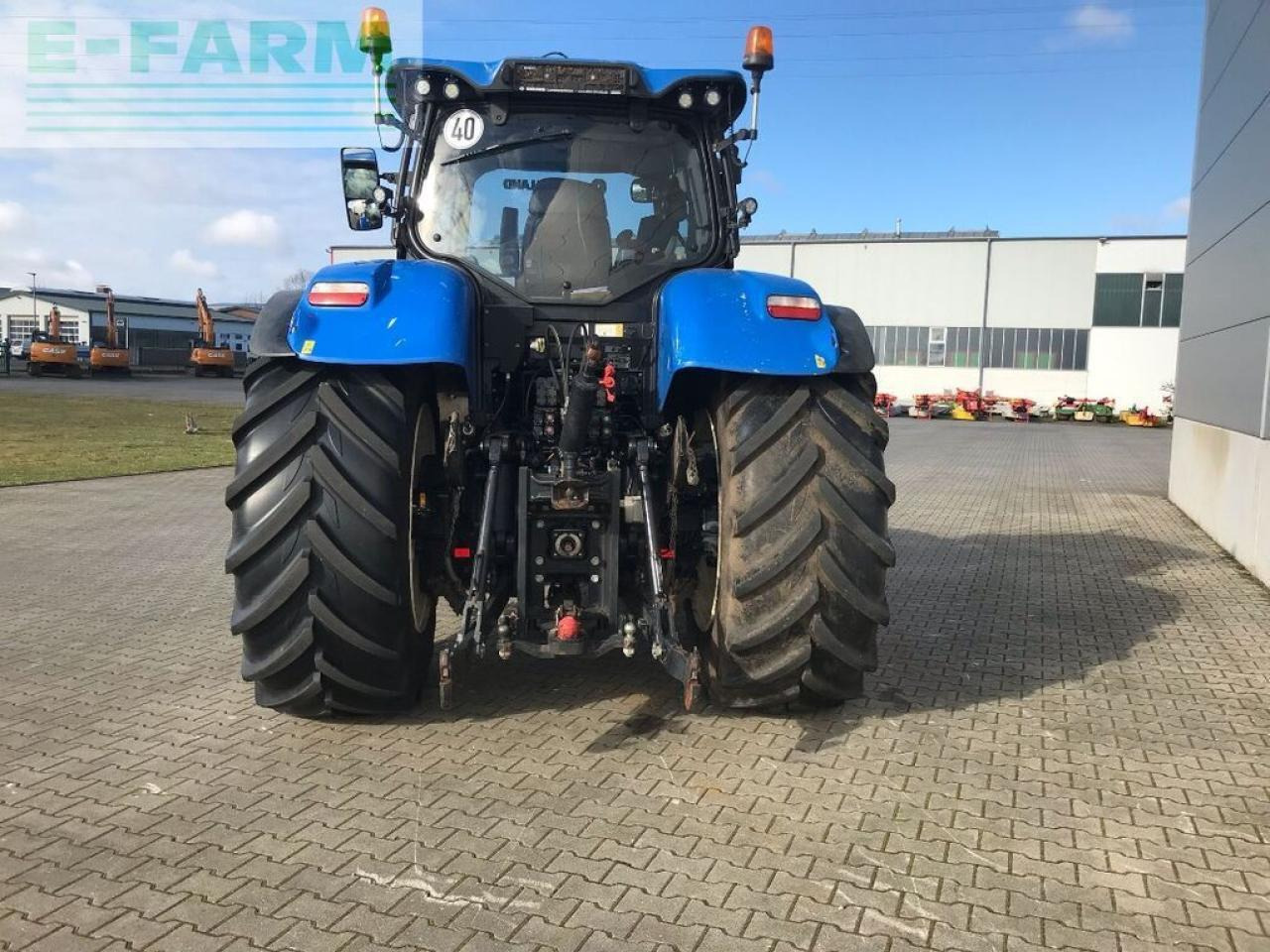 New Holland t7.245 autocommand - Трактор: фото 4 New Holland t7.245 autocommand - Трактор: фото 4