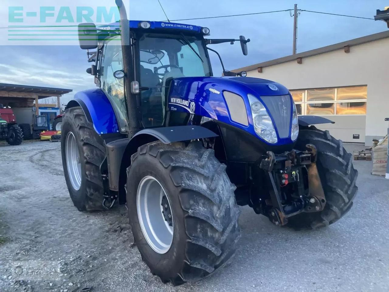 New Holland t7.270 auto command bluepower - Трактор: фото 3 New Holland t7.270 auto command bluepower - Трактор: фото 3
