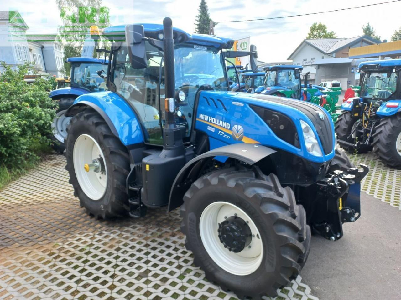 New Holland t7.270 auto command sidewinder ii (stage v) - Трактор: фото 1 New Holland t7.270 auto command sidewinder ii (stage v) - Трактор: фото 1