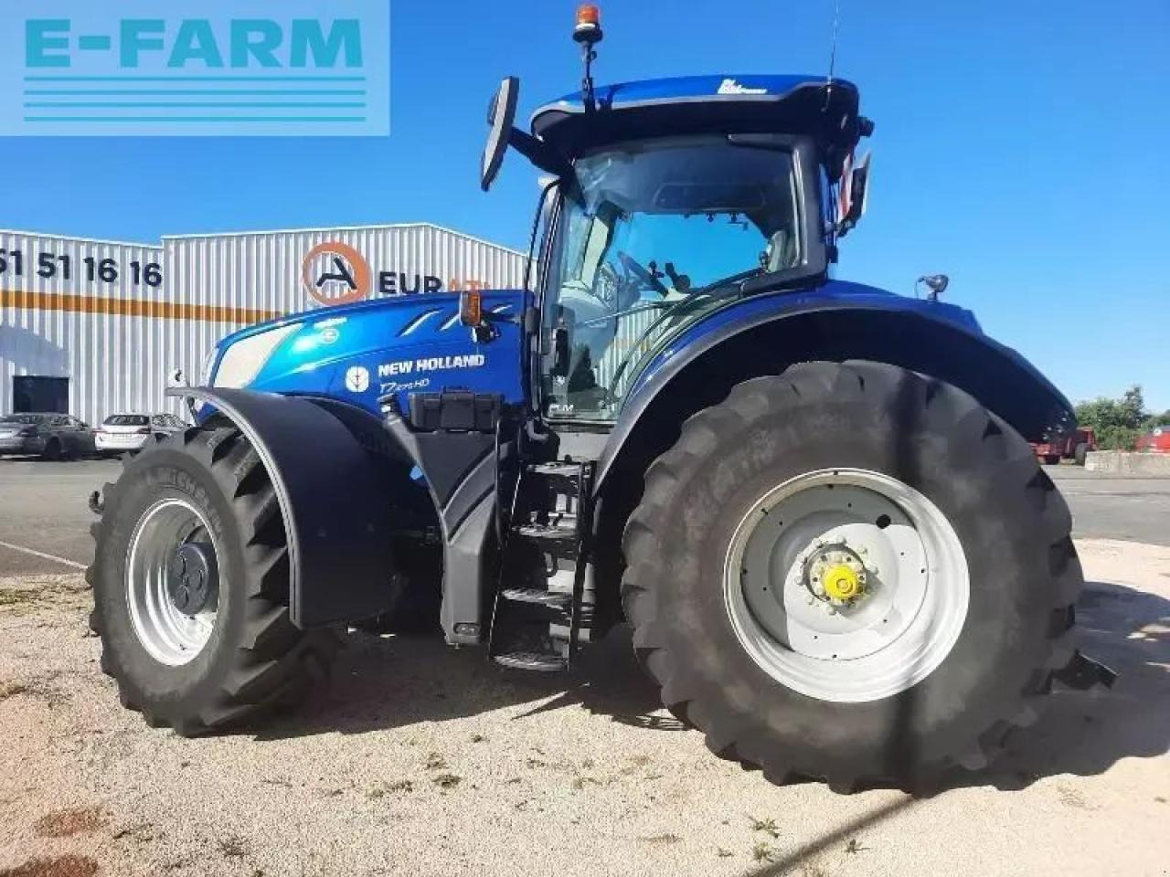 New Holland t7-275ac-plmi - Трактор: фото 2 New Holland t7-275ac-plmi - Трактор: фото 2