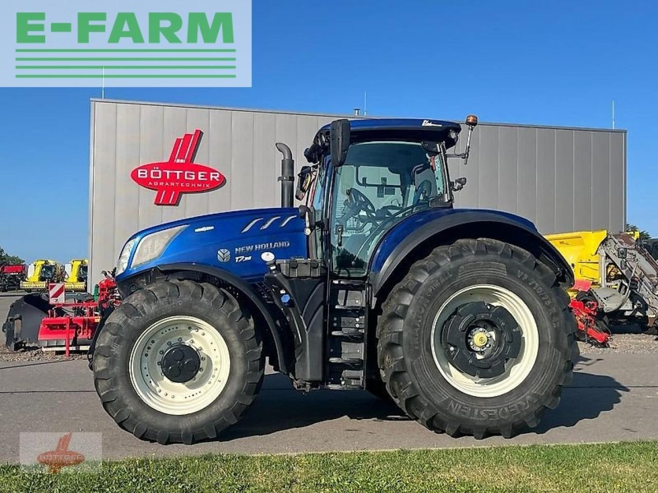 New Holland t7.315 - Трактор: фото 1 New Holland t7.315 - Трактор: фото 1