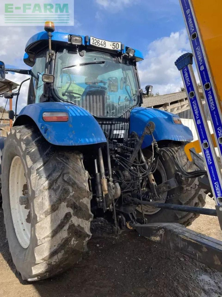 New Holland t7030 power command - Трактор: фото 3 New Holland t7030 power command - Трактор: фото 3