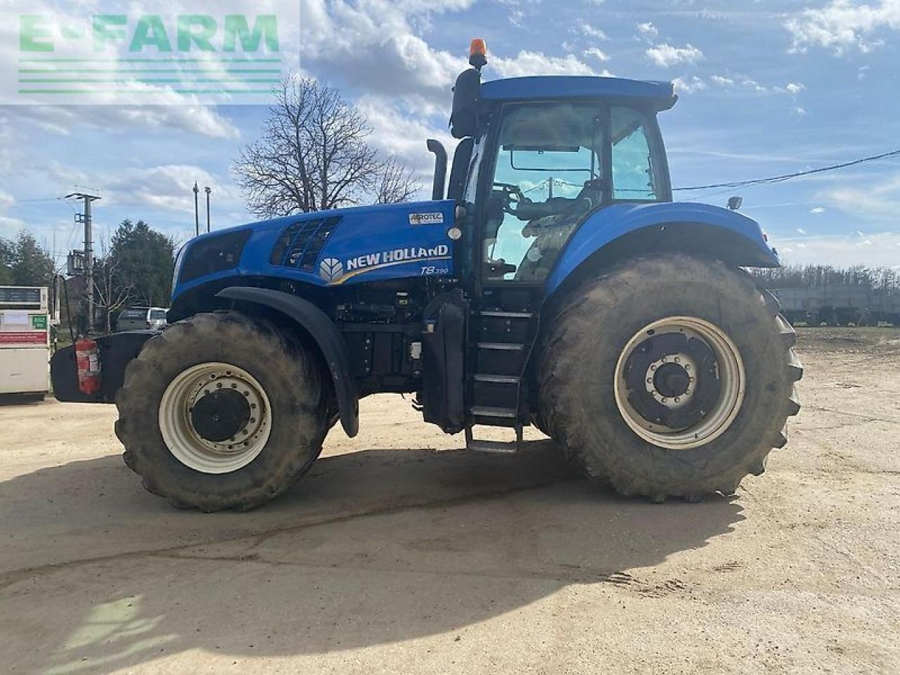 New Holland t8.390 - Трактор: фото 5 New Holland t8.390 - Трактор: фото 5
