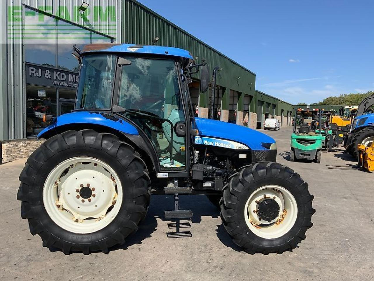 New Holland td80d tractor (st23818) D - Трактор: фото 1 New Holland td80d tractor (st23818) D - Трактор: фото 1