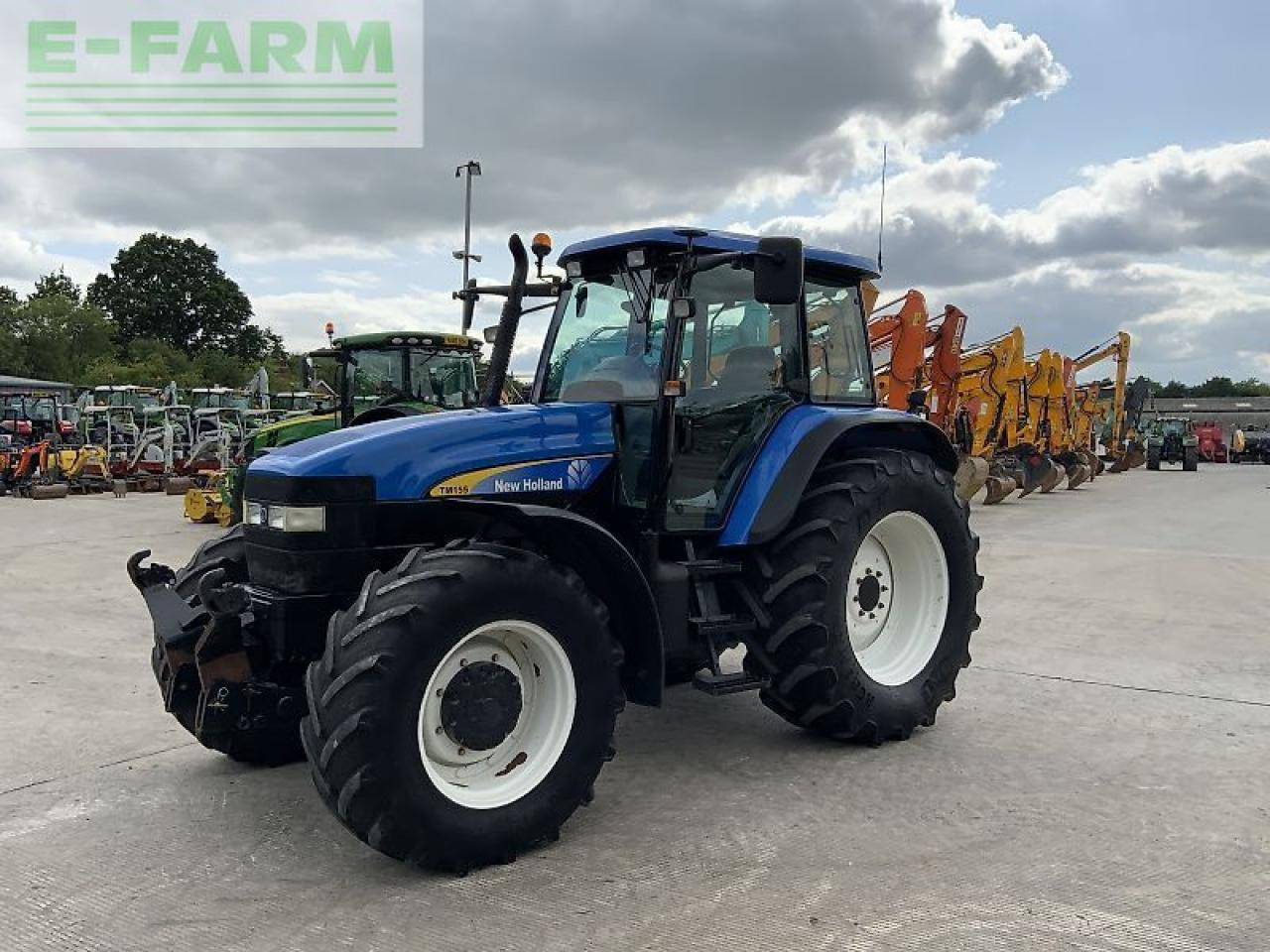New Holland tm155 tractor (st22888) - Трактор: фото 4 New Holland tm155 tractor (st22888) - Трактор: фото 4