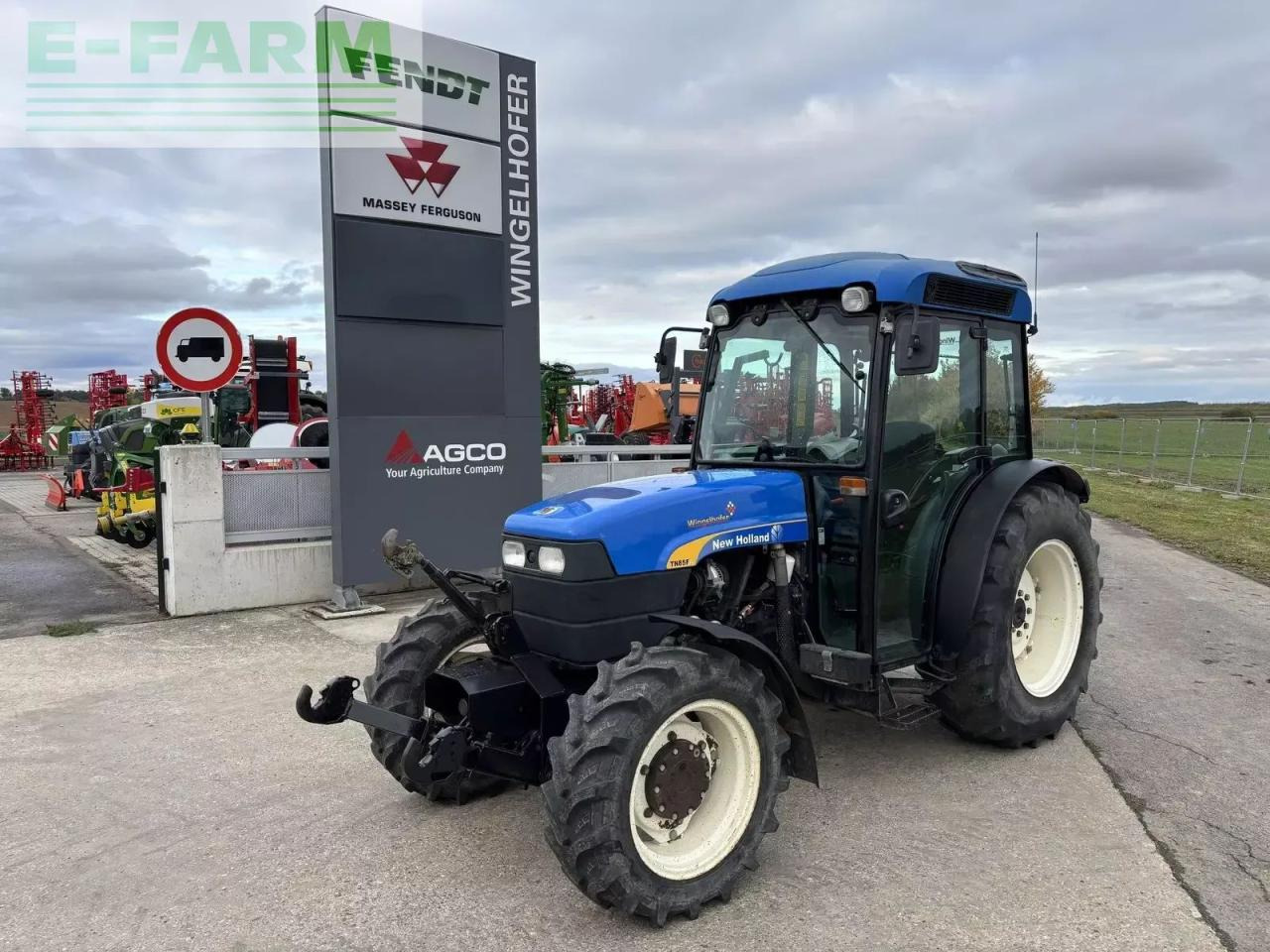 New Holland tn 85 fa dt supersteer - Трактор: фото 1 New Holland tn 85 fa dt supersteer - Трактор: фото 1