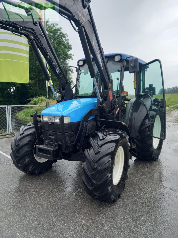 New Holland tn-d 70 D - Трактор: фото 4 New Holland tn-d 70 D - Трактор: фото 4