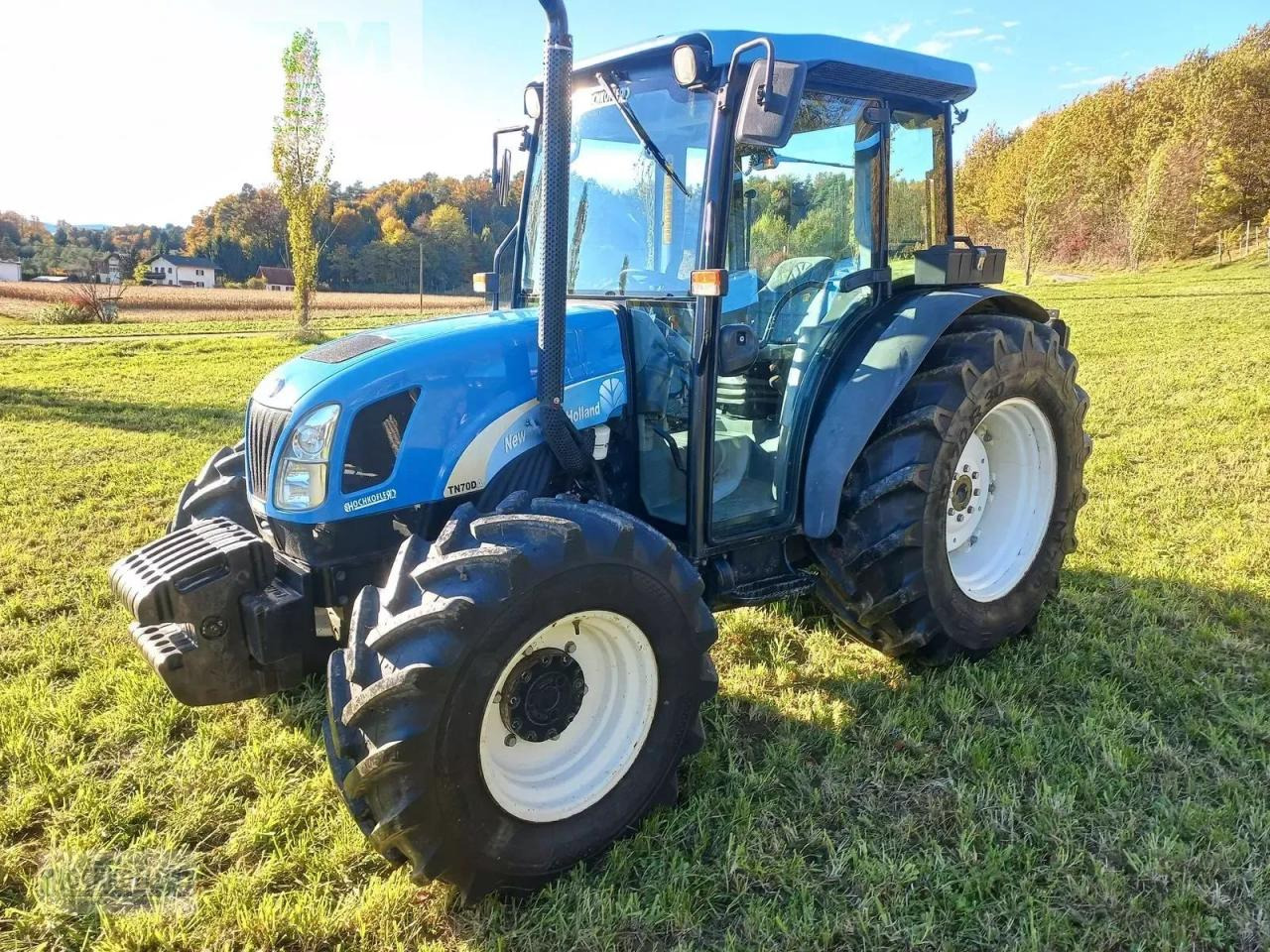 New Holland tn-d 70 a D - Трактор: фото 1 New Holland tn-d 70 a D - Трактор: фото 1