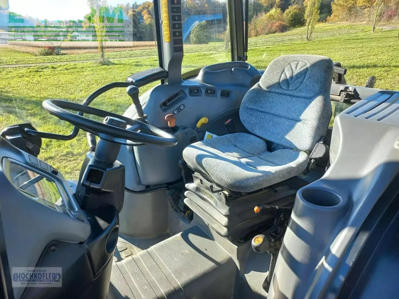 New Holland tn-d 70 a D - Трактор: фото 4 New Holland tn-d 70 a D - Трактор: фото 4