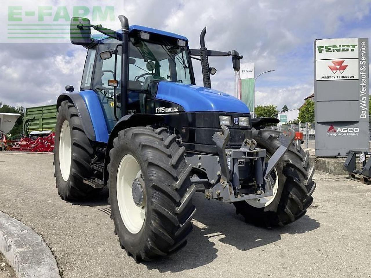 New Holland ts 115 - Трактор: фото 2 New Holland ts 115 - Трактор: фото 2