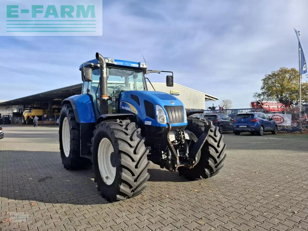 New Holland tvt 145 - Трактор: фото 4 New Holland tvt 145 - Трактор: фото 4