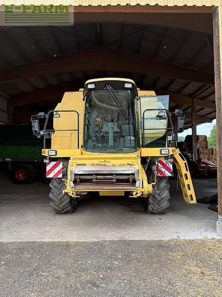 New Holland tx 68 plus mit rapstisch - Зерноуборочный комбайн: фото 1 New Holland tx 68 plus mit rapstisch - Зерноуборочный комбайн: фото 1