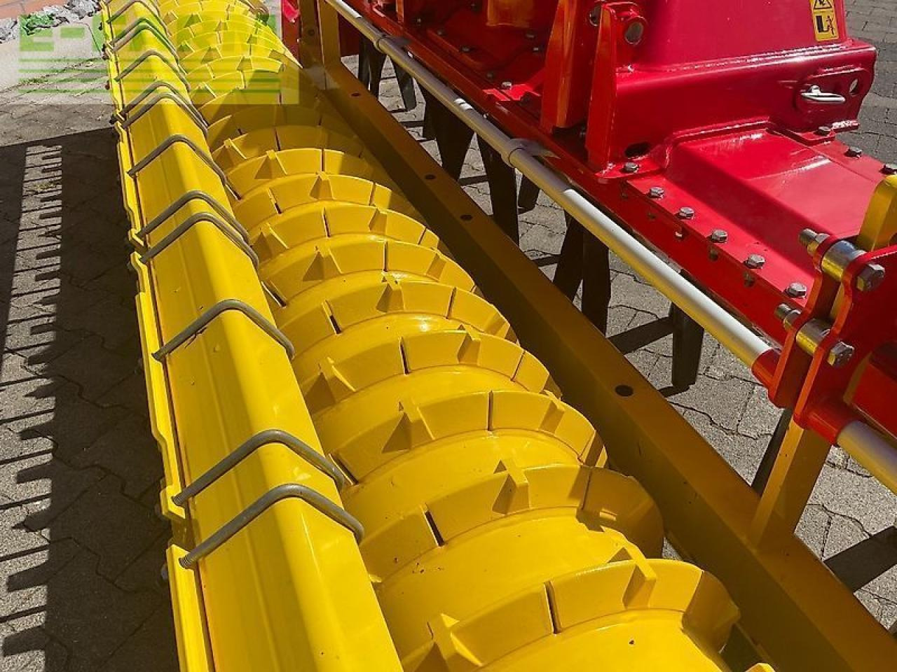 Pöttinger lion 303 - Техника для обработки почвы: фото 5 Pöttinger lion 303 - Техника для обработки почвы: фото 5
