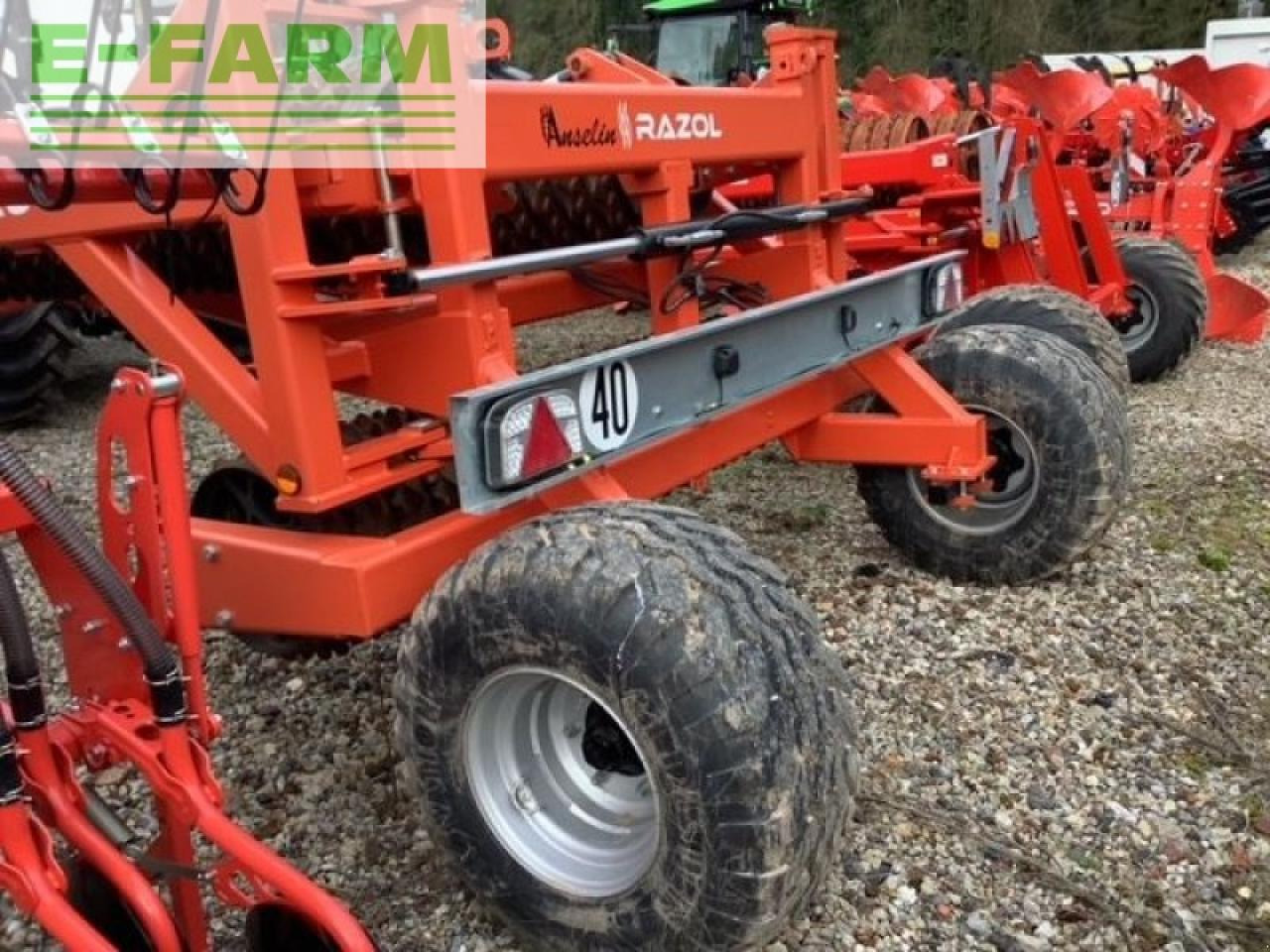 Razol toro-rvh6.20 - Посевной комплекс: фото 4 Razol toro-rvh6.20 - Посевной комплекс: фото 4