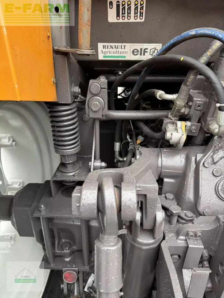 Трактор Renault 640 rz: фото 9
