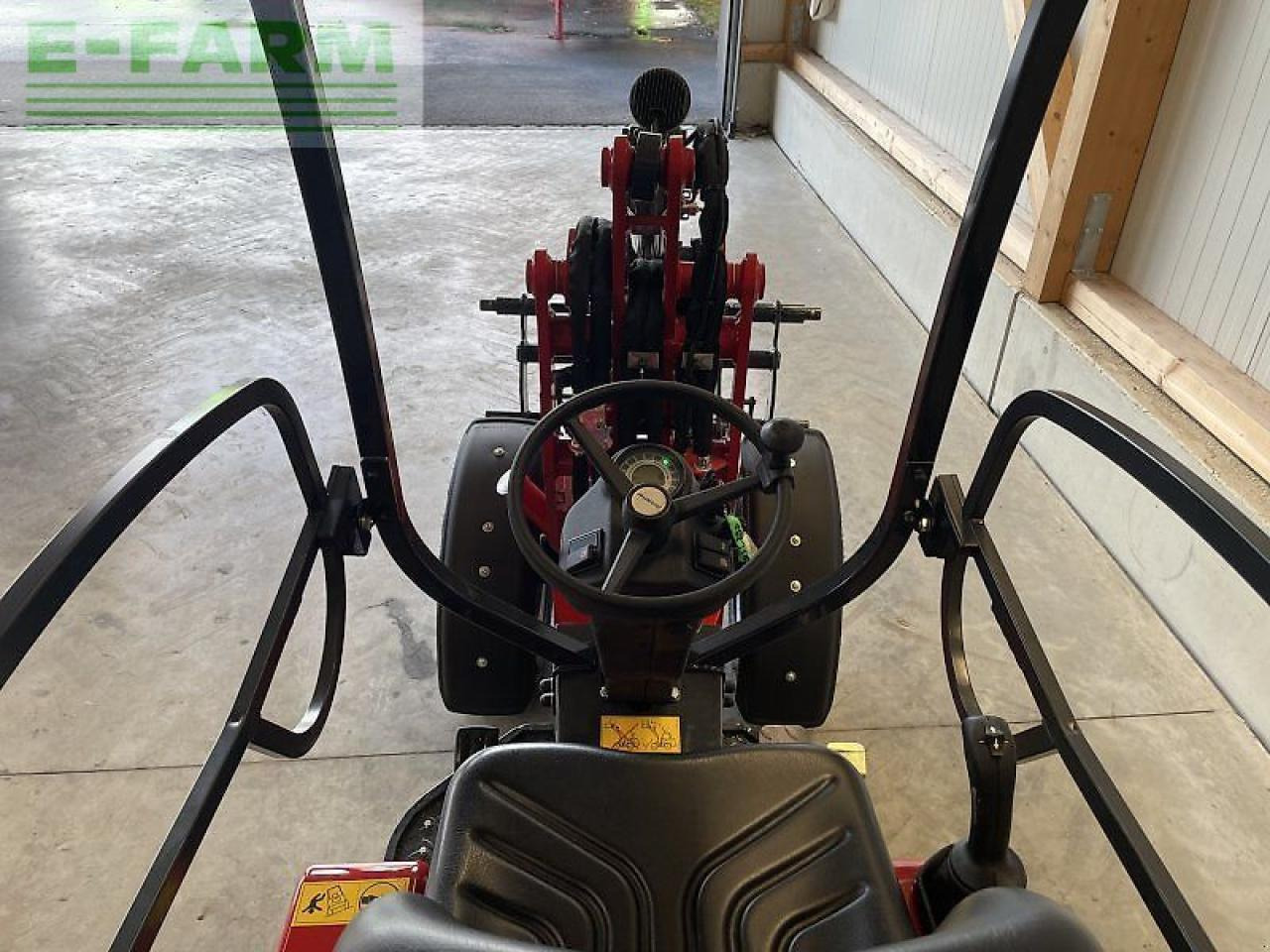 Schäffer 2028-2 - Мини-экскаватор: фото 4 Schäffer 2028-2 - Мини-экскаватор: фото 4