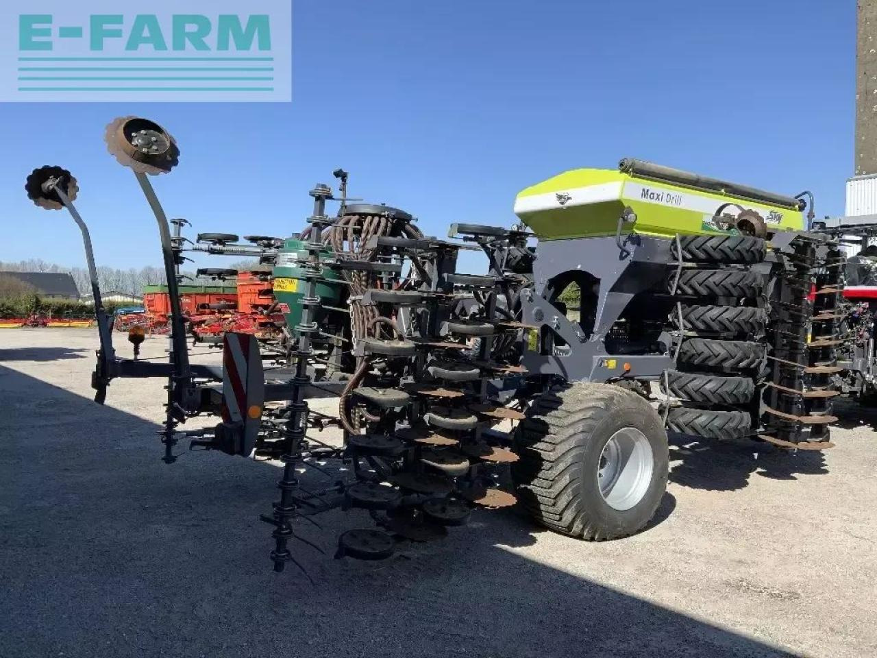Spearhead maxi drill - Сеялка точного высева: фото 2 Spearhead maxi drill - Сеялка точного высева: фото 2
