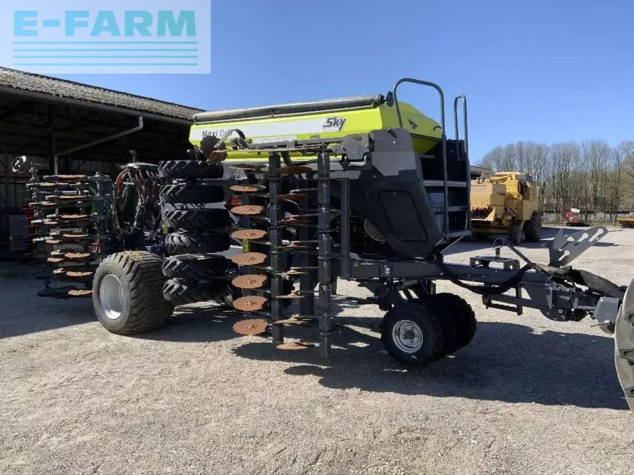 Spearhead maxi drill - Сеялка точного высева: фото 1 Spearhead maxi drill - Сеялка точного высева: фото 1