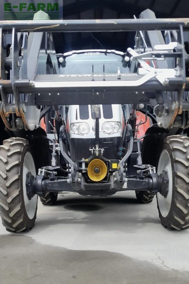 Steyr 4100 multi (stage v) - Трактор: фото 3 Steyr 4100 multi (stage v) - Трактор: фото 3