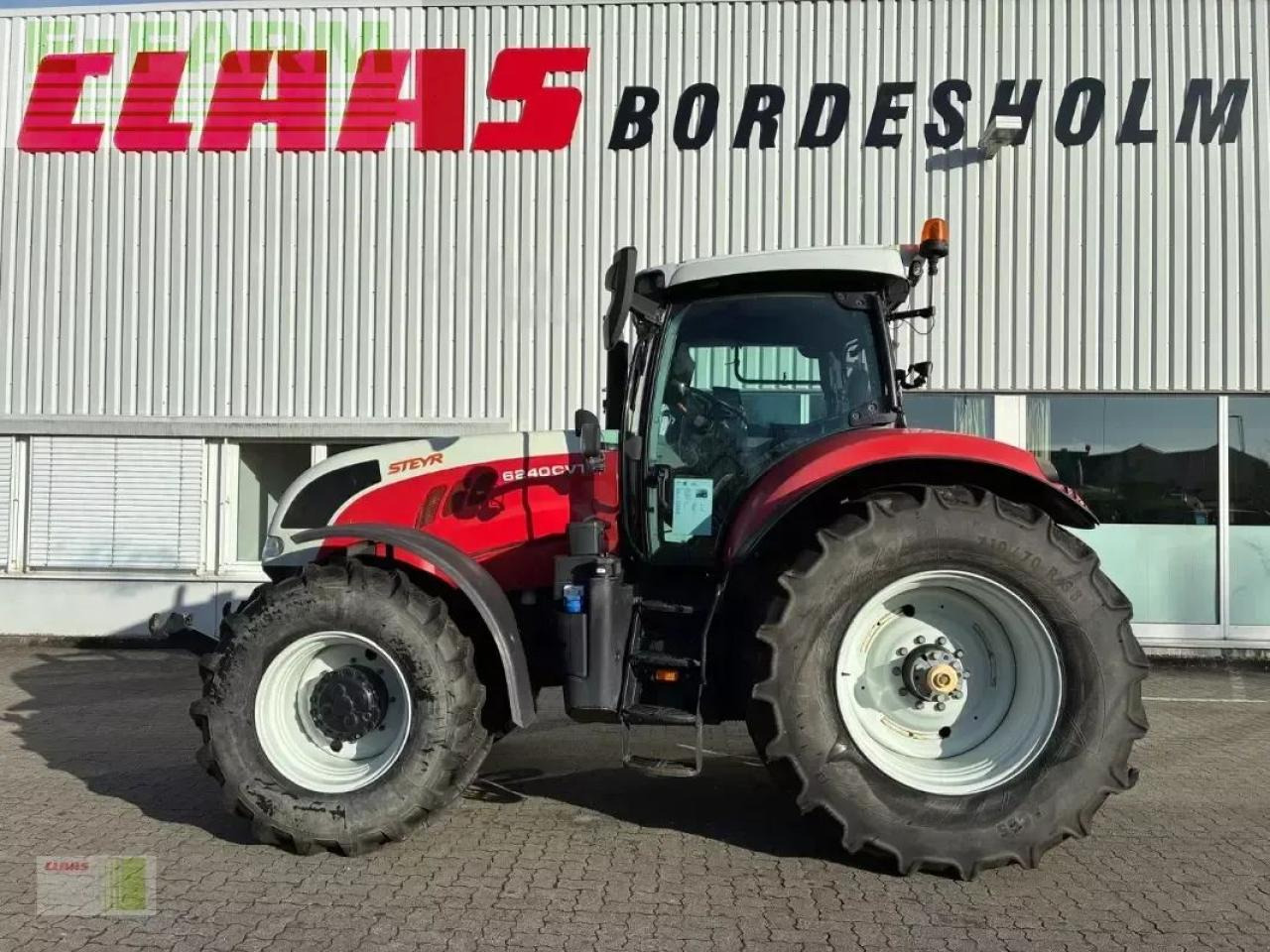 Steyr 6240 cvt (inkl. rtk lenksystem) - Трактор: фото 1 Steyr 6240 cvt (inkl. rtk lenksystem) - Трактор: фото 1