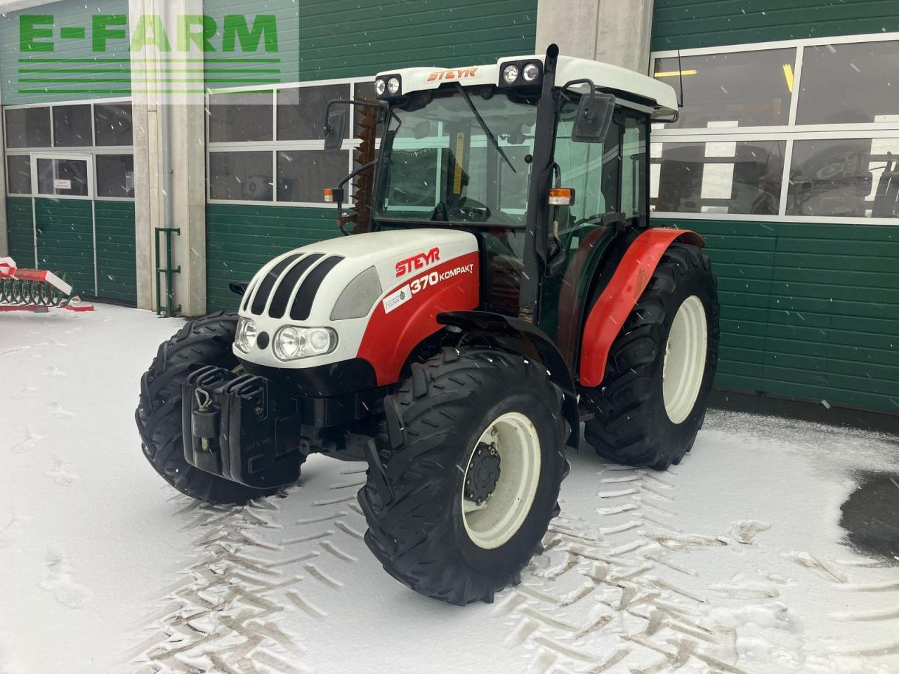 Steyr kompakt 370 a basis - Трактор: фото 1 Steyr kompakt 370 a basis - Трактор: фото 1