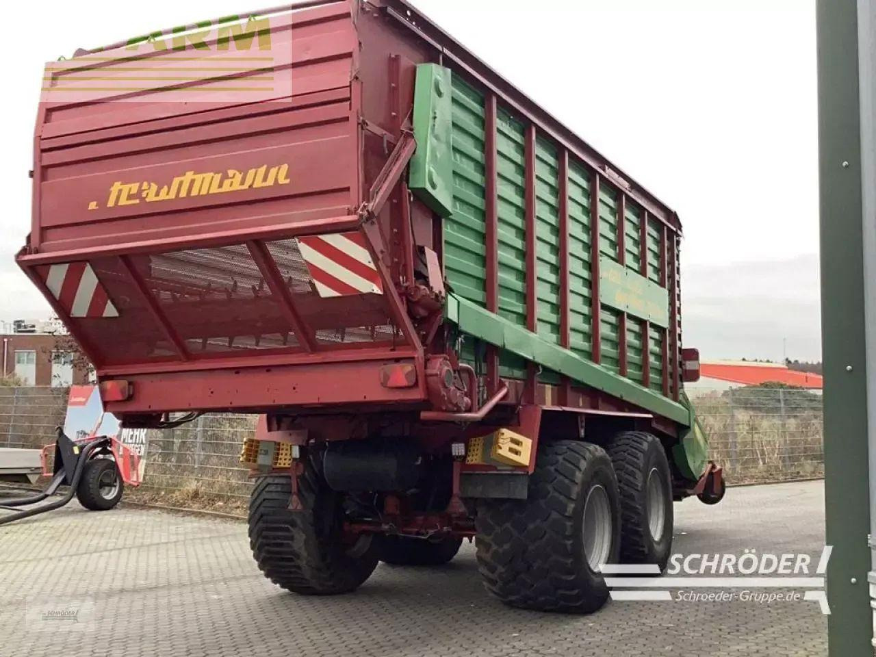 Strautmann giga vitesse 4 do duo - Самозагружающийся прицеп: фото 3 Strautmann giga vitesse 4 do duo - Самозагружающийся прицеп: фото 3