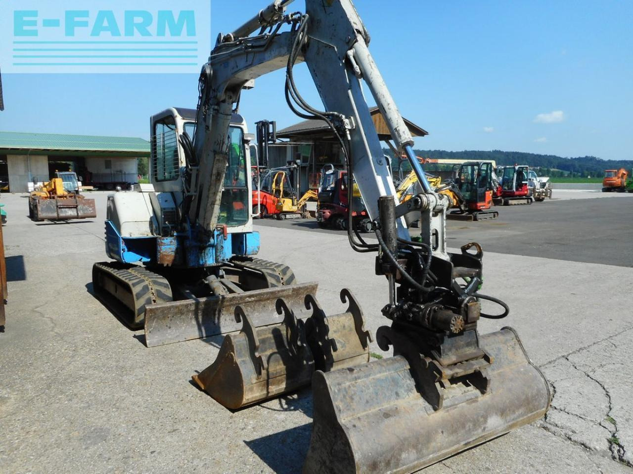Takeuchi tb 153fr ( 5.650kg ) rototilt +ähnlich powertilt - Мини-экскаватор: фото 5 Takeuchi tb 153fr ( 5.650kg ) rototilt +ähnlich powertilt - Мини-экскаватор: фото 5