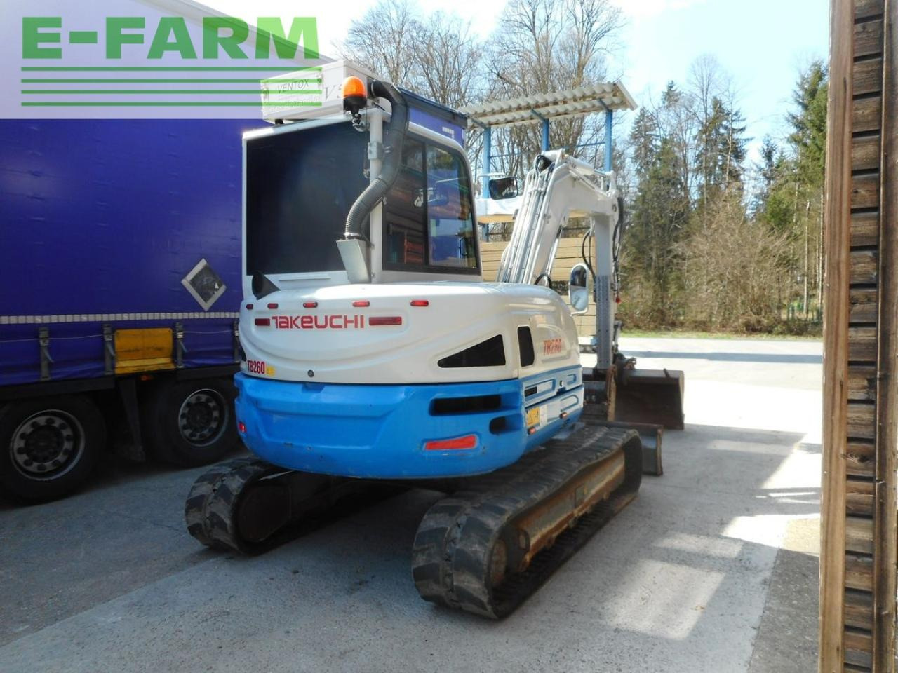 Takeuchi tb 260 ( 5.735kg ) hydr. sw + 3 löffel - Мини-экскаватор: фото 4 Takeuchi tb 260 ( 5.735kg ) hydr. sw + 3 löffel - Мини-экскаватор: фото 4