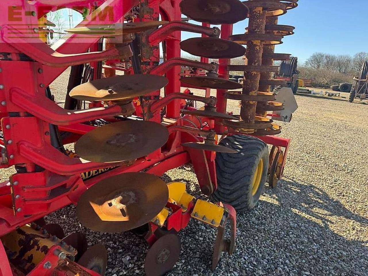 Väderstad carrier xl 825 - Дисковая борона: фото 4 Väderstad carrier xl 825 - Дисковая борона: фото 4