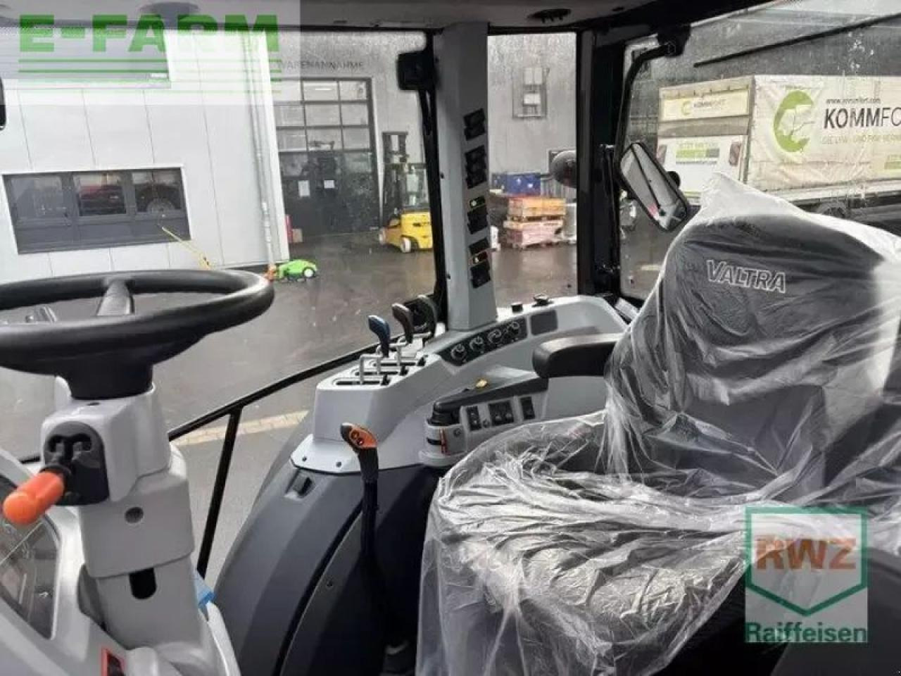 Valtra a75 - Трактор: фото 5 Valtra a75 - Трактор: фото 5