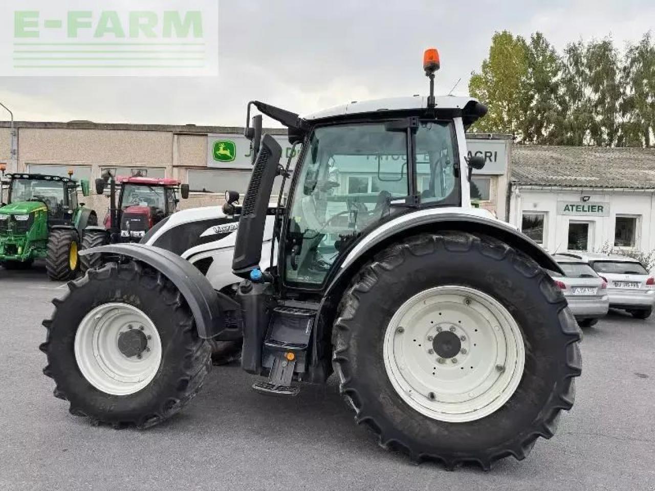 Valtra n174 direct Direct - Трактор: фото 2 Valtra n174 direct Direct - Трактор: фото 2