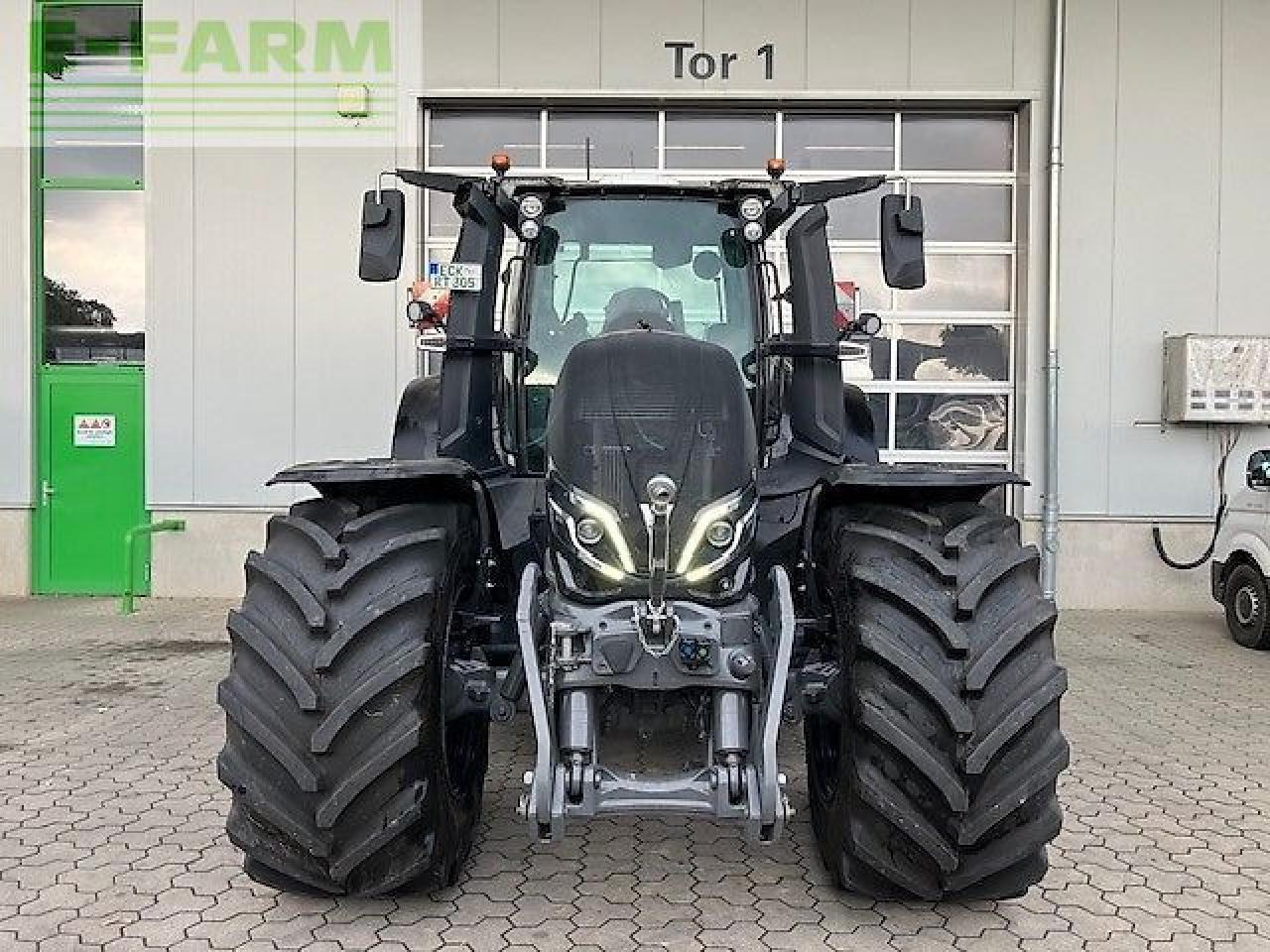 Valtra q305 - Трактор: фото 5 Valtra q305 - Трактор: фото 5