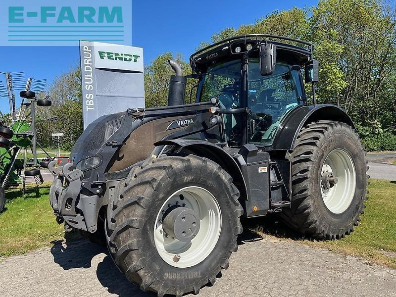 Valtra s394 - Трактор: фото 1 Valtra s394 - Трактор: фото 1