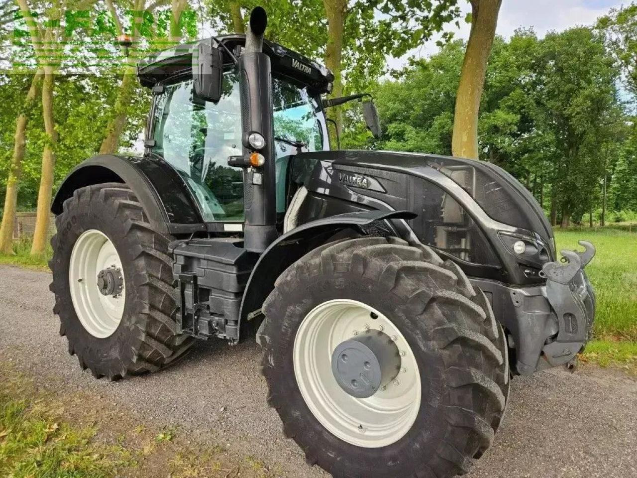 Valtra s394 smarttouch twintrac s274 s294 s324 s354 s374 fendt agco - Трактор: фото 1 Valtra s394 smarttouch twintrac s274 s294 s324 s354 s374 fendt agco - Трактор: фото 1