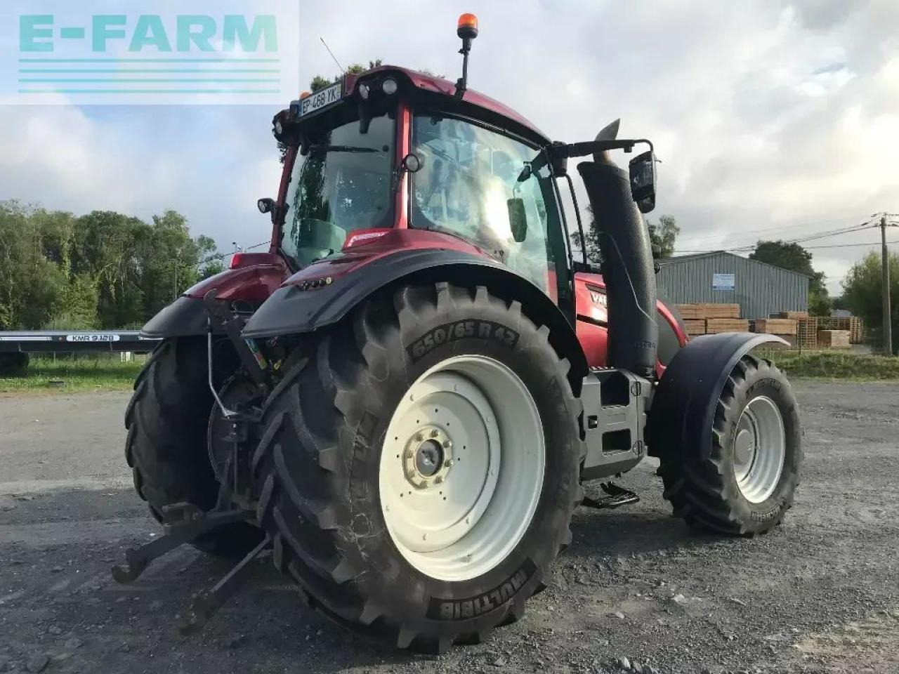 Valtra t 214 direct Direct - Трактор: фото 3 Valtra t 214 direct Direct - Трактор: фото 3