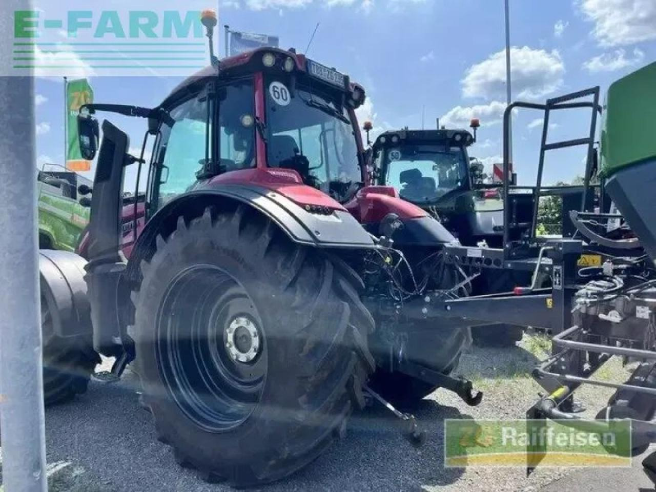 Valtra t 235 - Трактор: фото 2 Valtra t 235 - Трактор: фото 2