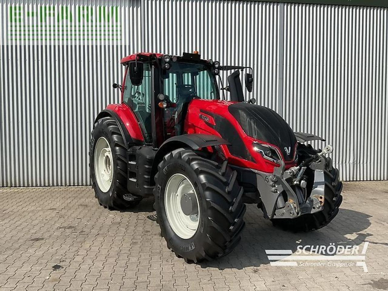 Valtra t 235 a - Трактор: фото 1 Valtra t 235 a - Трактор: фото 1