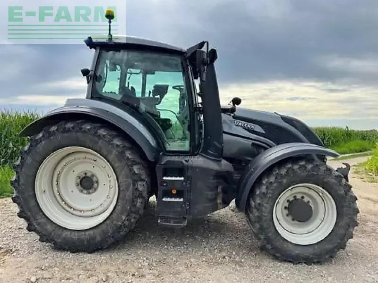 Valtra t234 versu Versu - Трактор: фото 4 Valtra t234 versu Versu - Трактор: фото 4
