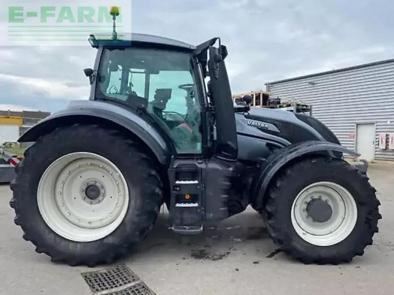 Valtra t234 versu Versu - Трактор: фото 3 Valtra t234 versu Versu - Трактор: фото 3