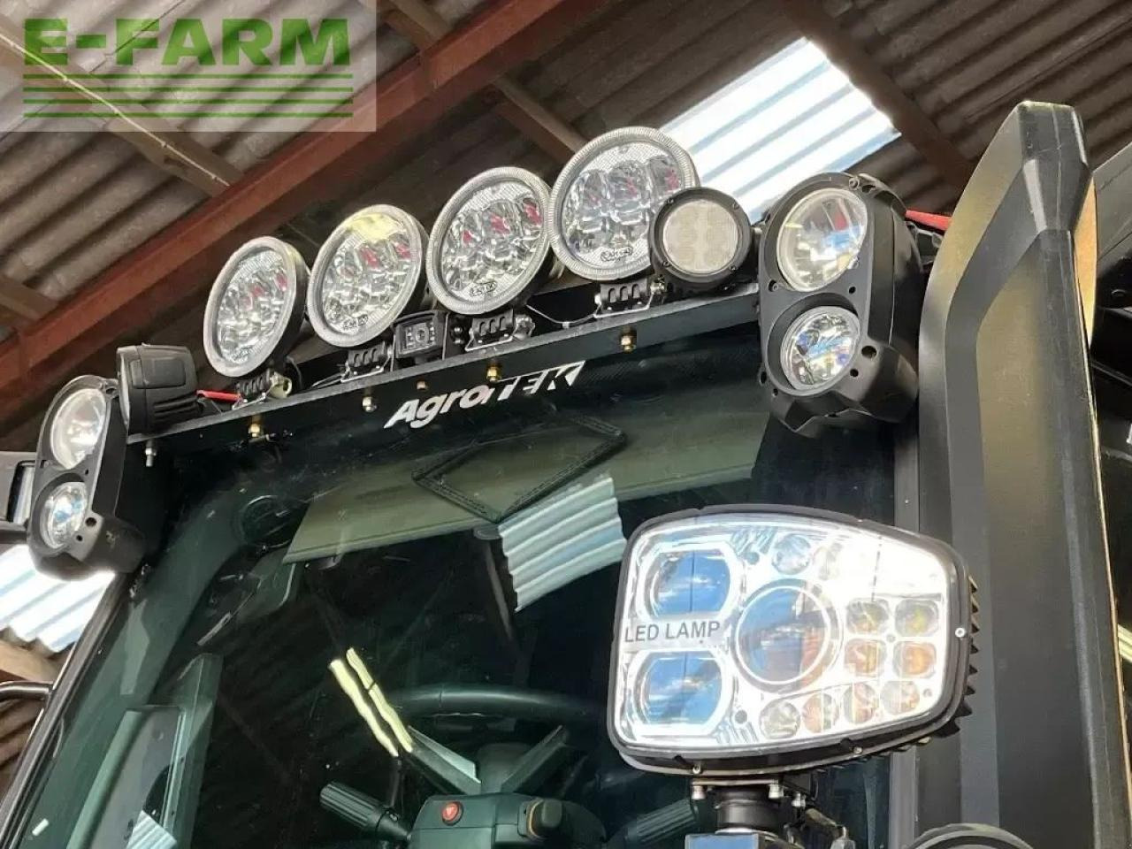 Valtra t235 - Трактор: фото 2 Valtra t235 - Трактор: фото 2