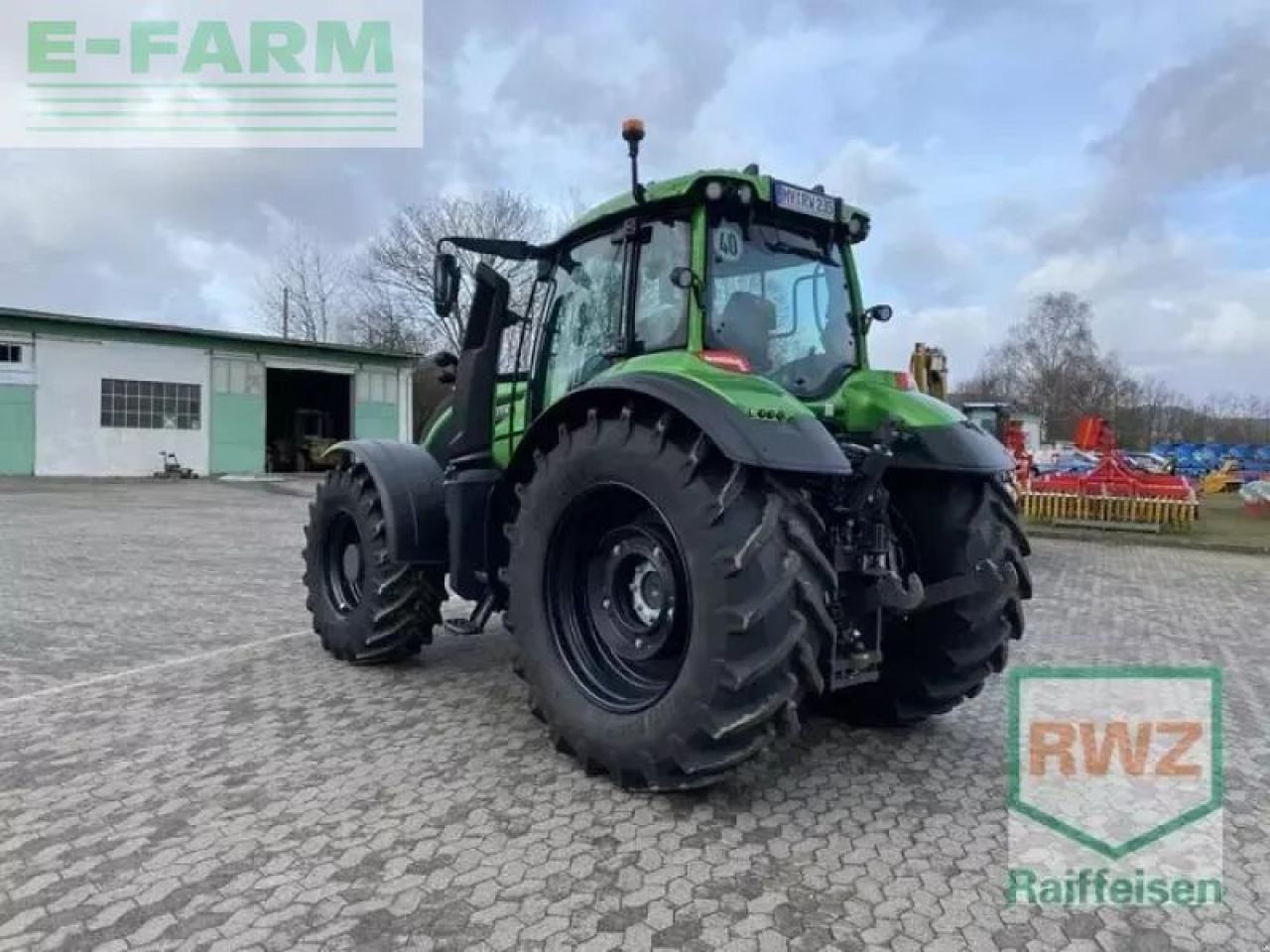 Valtra t235v - Трактор: фото 5 Valtra t235v - Трактор: фото 5