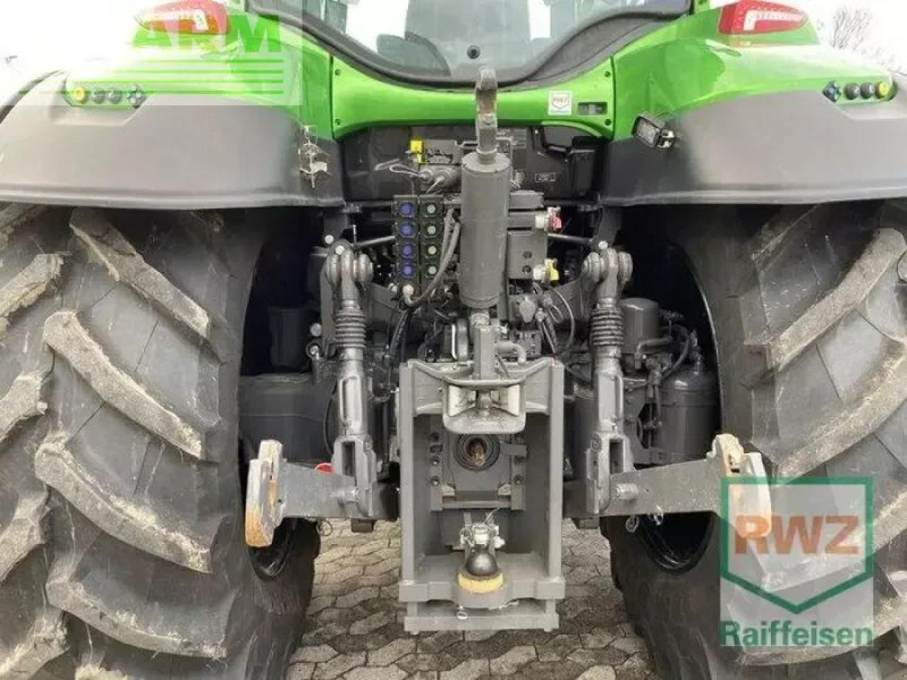 Valtra t235v - Трактор: фото 4 Valtra t235v - Трактор: фото 4