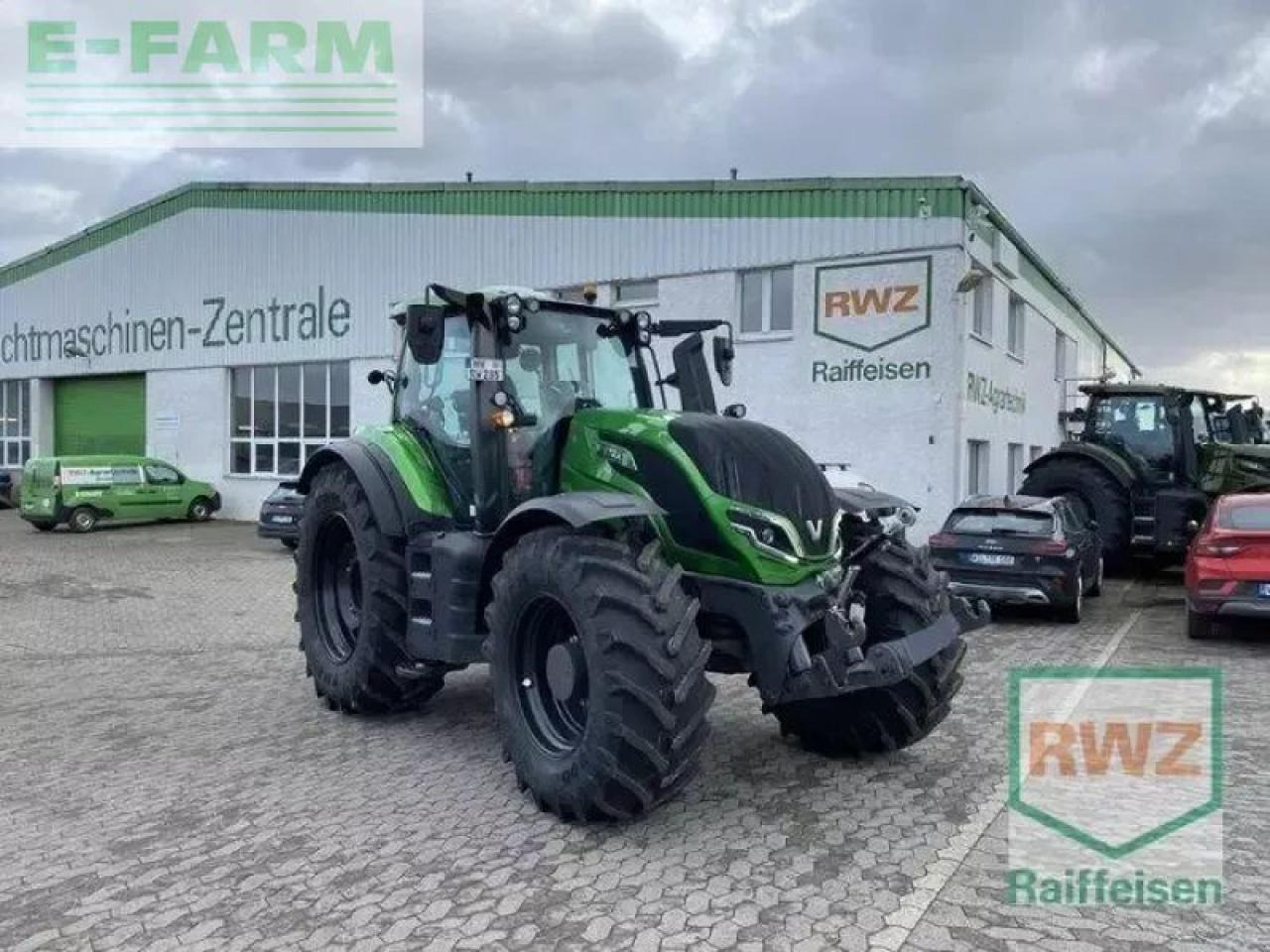 Valtra t235v - Трактор: фото 1 Valtra t235v - Трактор: фото 1