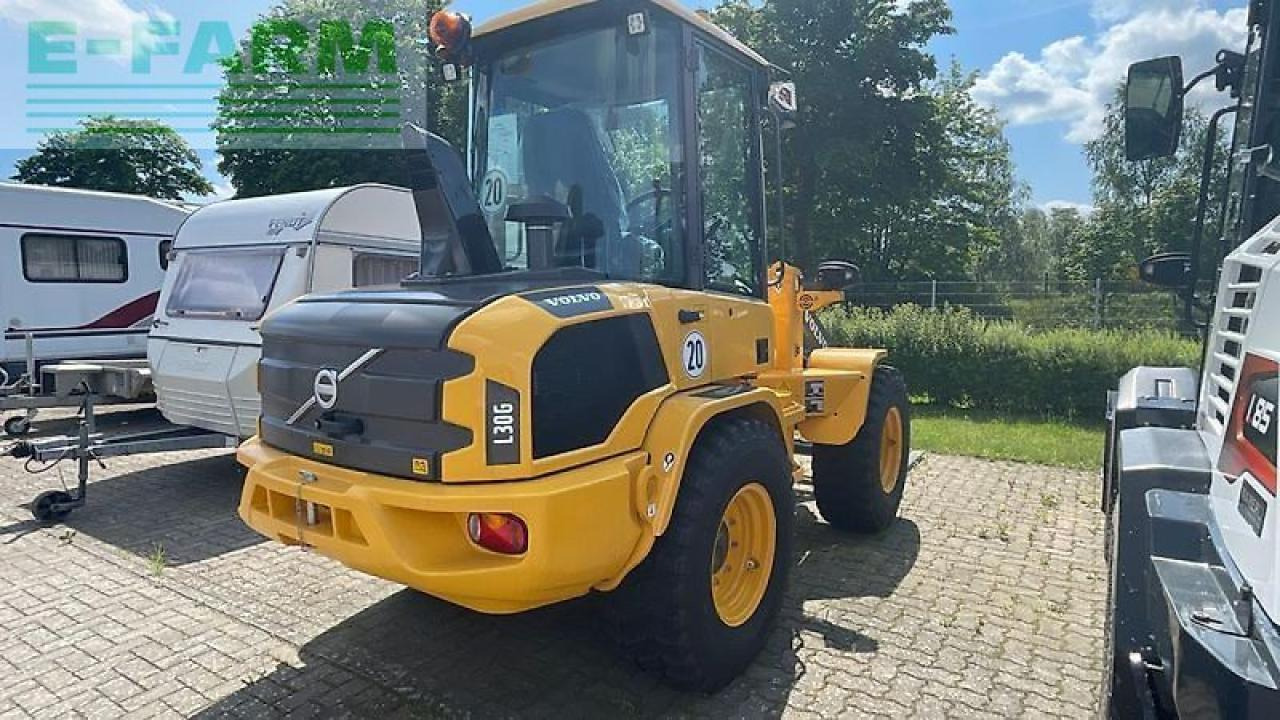 Volvo volvo l 30 - Мини-экскаватор: фото 3 Volvo volvo l 30 - Мини-экскаватор: фото 3
